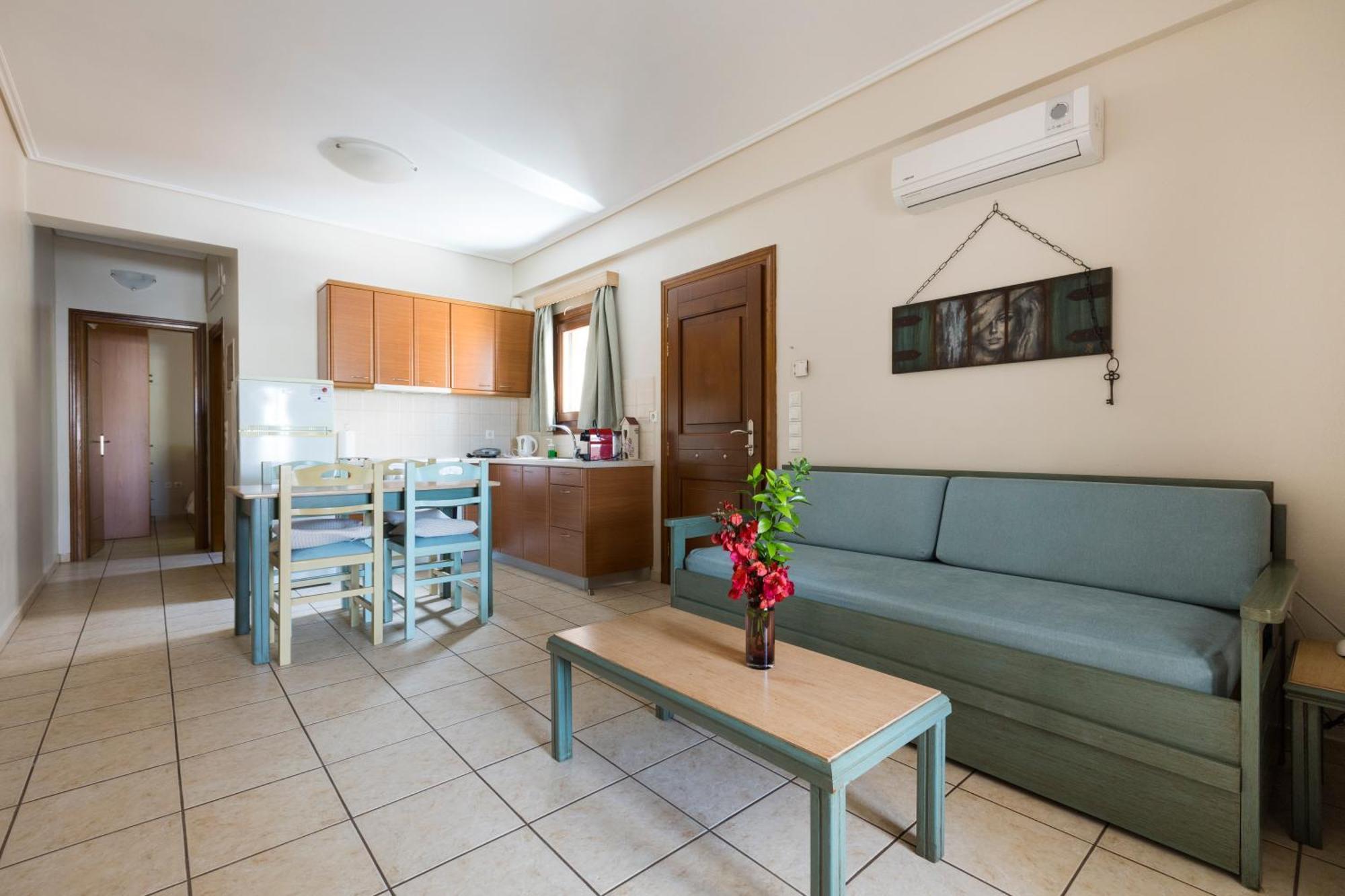 Spetses Center Comfy Apartment Exterior photo