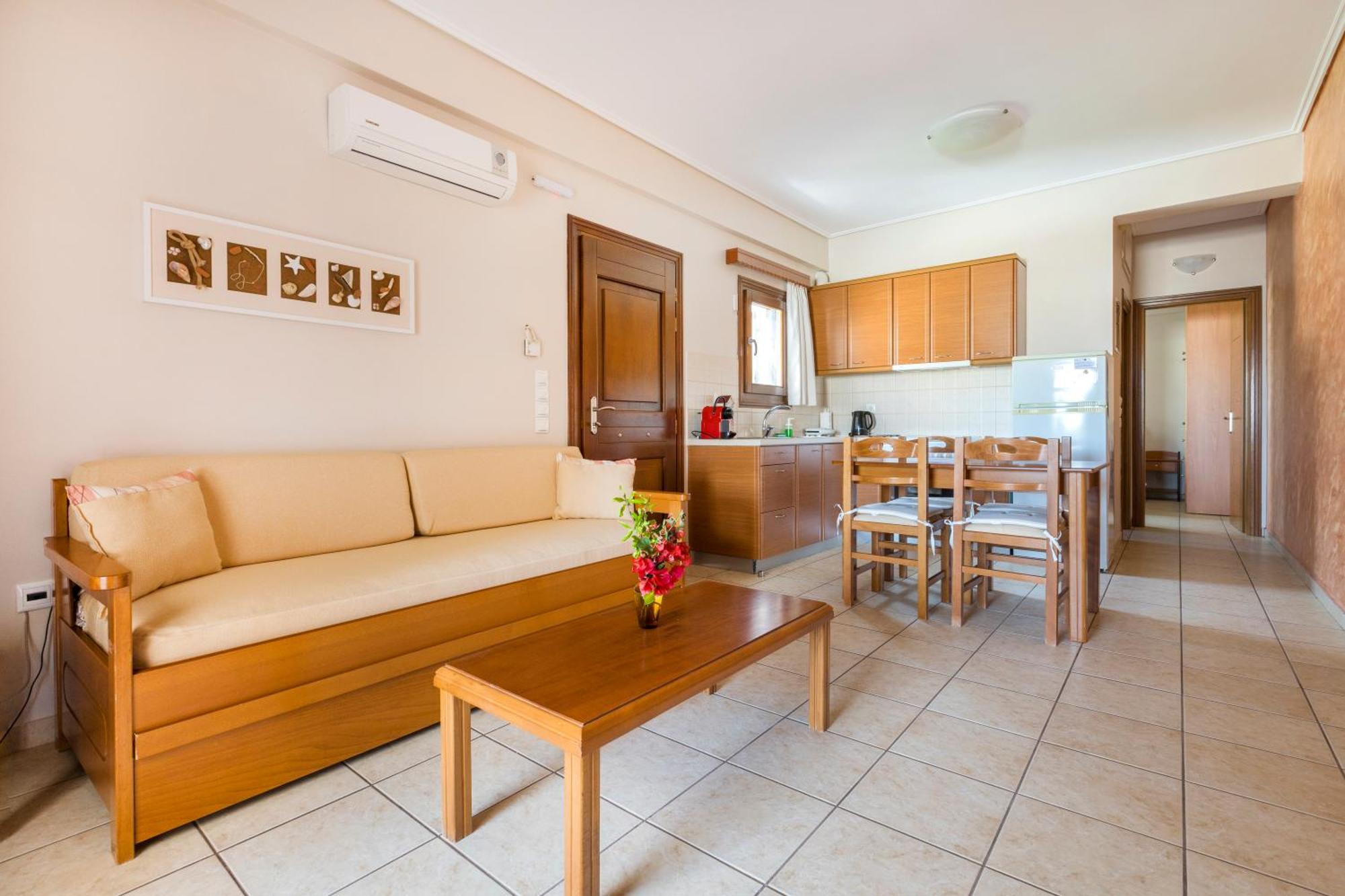 Spetses Center Comfy Apartment Exterior photo